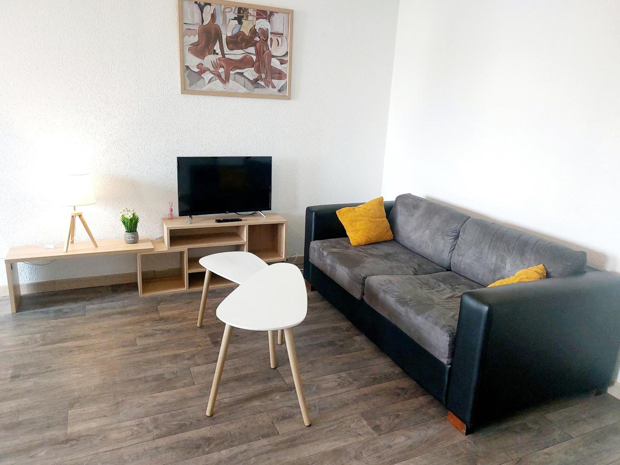 モントーバンLe Montauriol - Logement Avec Terrasse - Piscine -Tennis - Place De Parking Priveeアパートメント エクステリア 写真