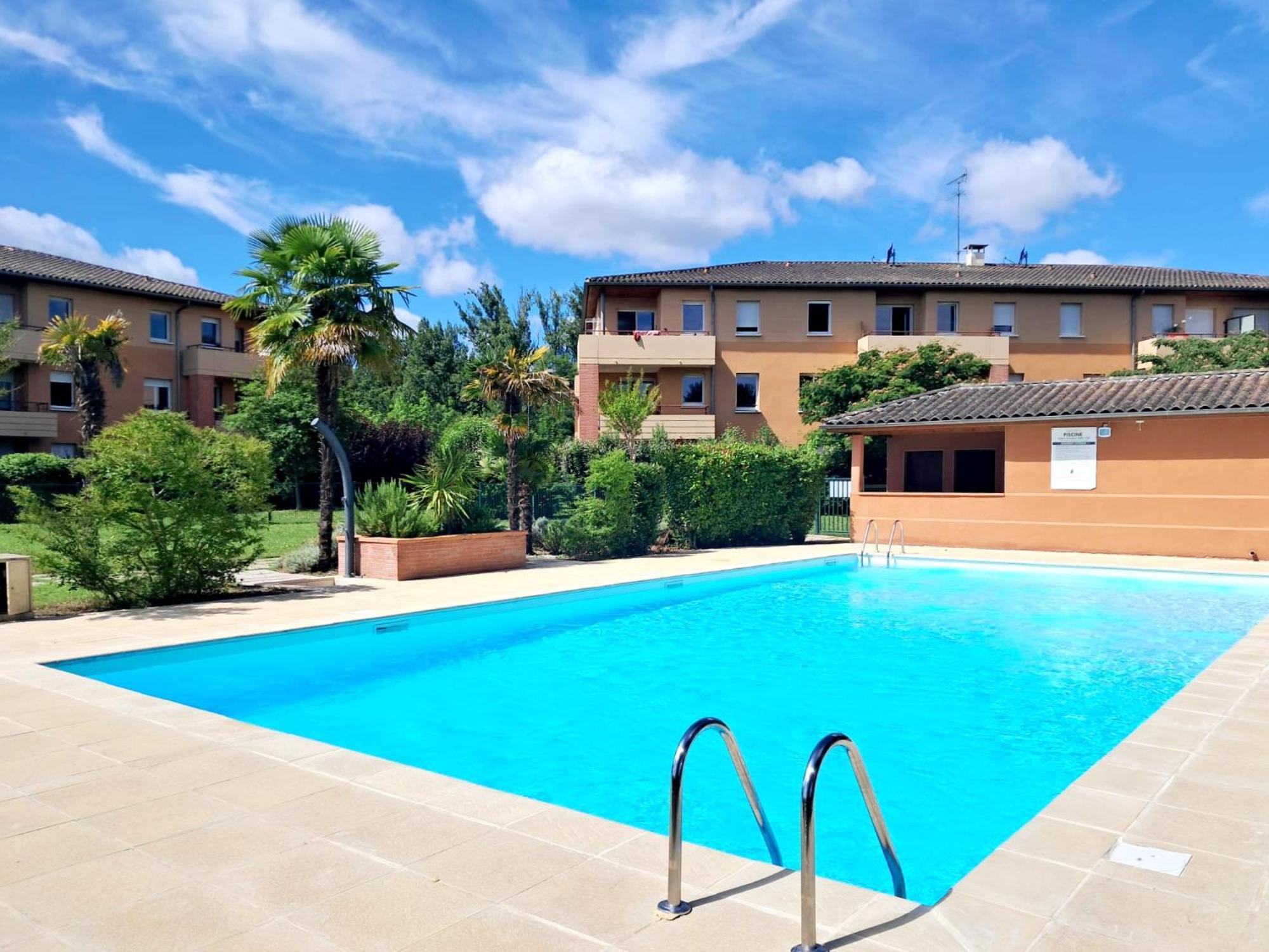 モントーバンLe Montauriol - Logement Avec Terrasse - Piscine -Tennis - Place De Parking Priveeアパートメント エクステリア 写真